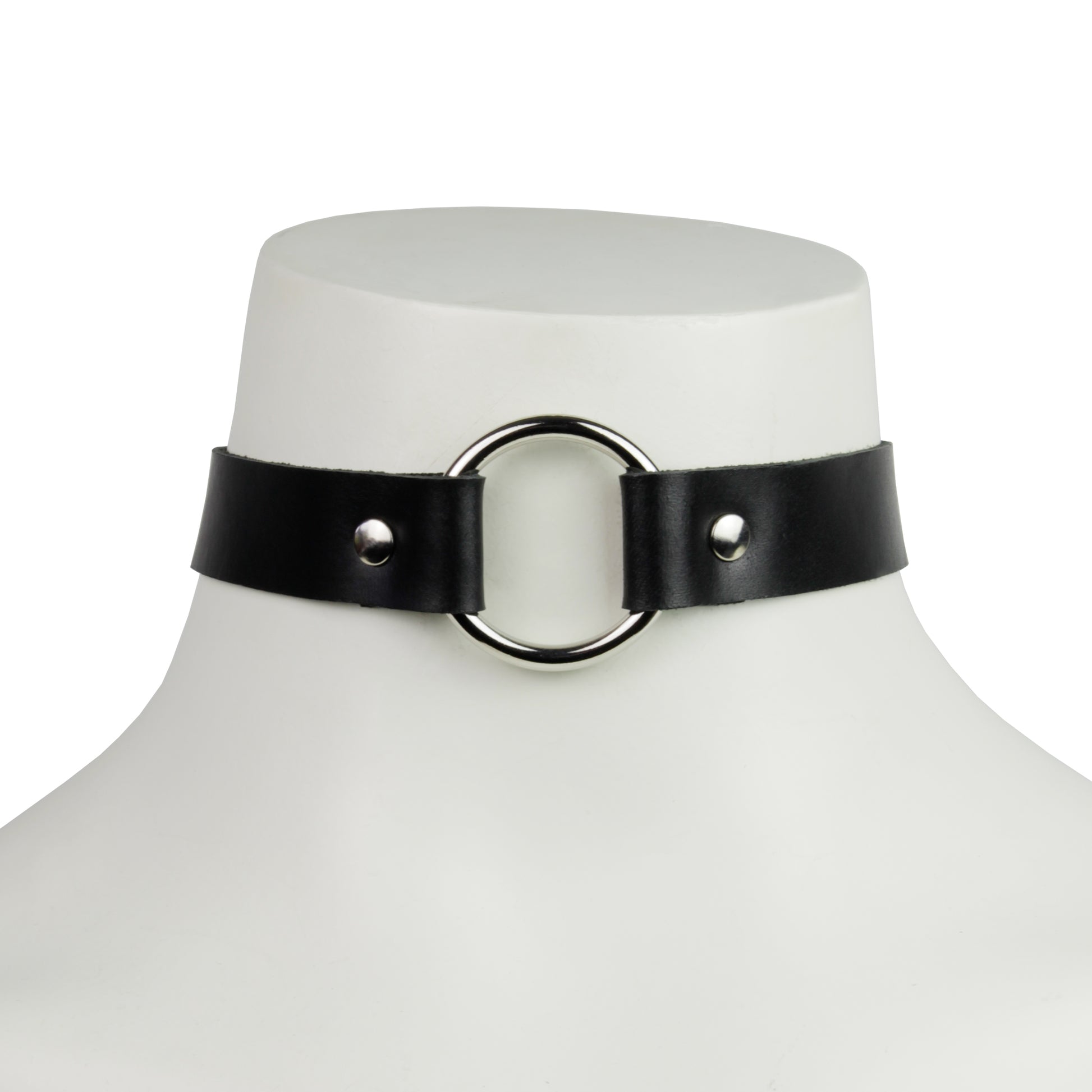 zwarte leren choker met metalen ring, ravewear