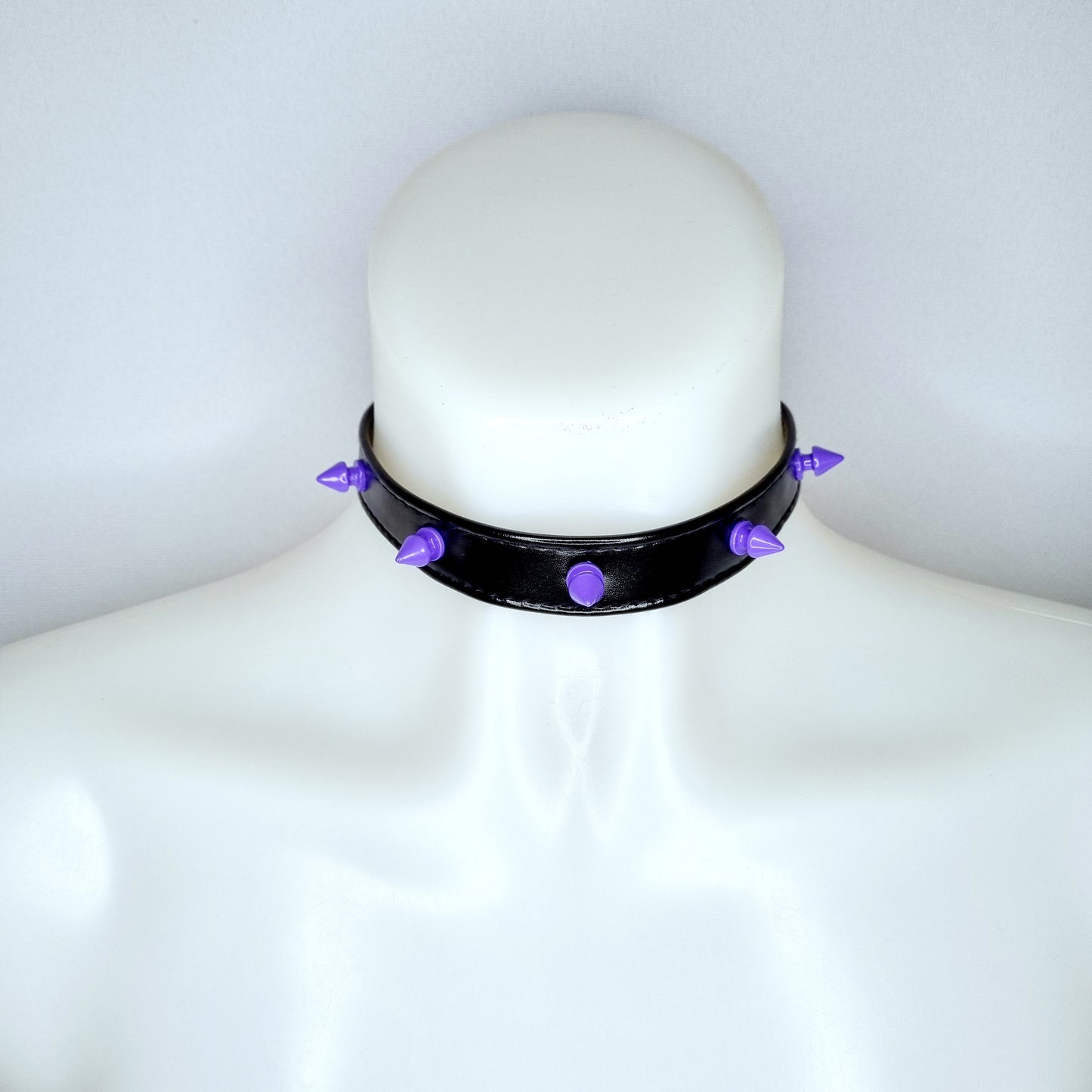 Jane Nevermore - Spike choker - Paars