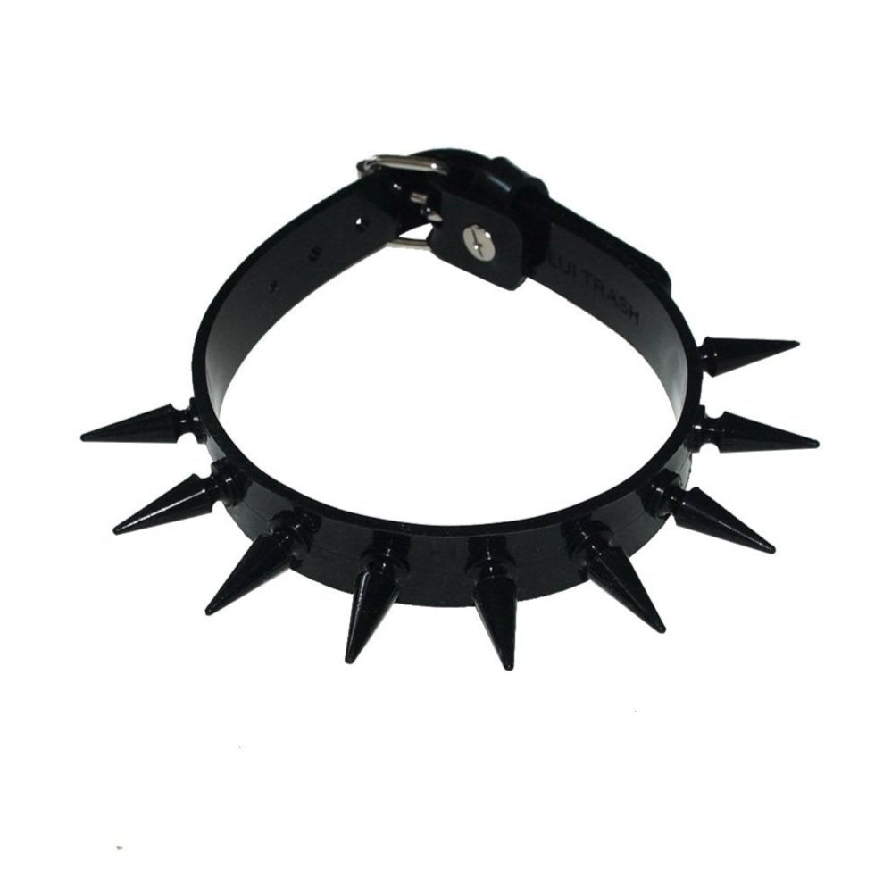 zwarte siliconen choker met spikes van lui Trash, rave outfit
