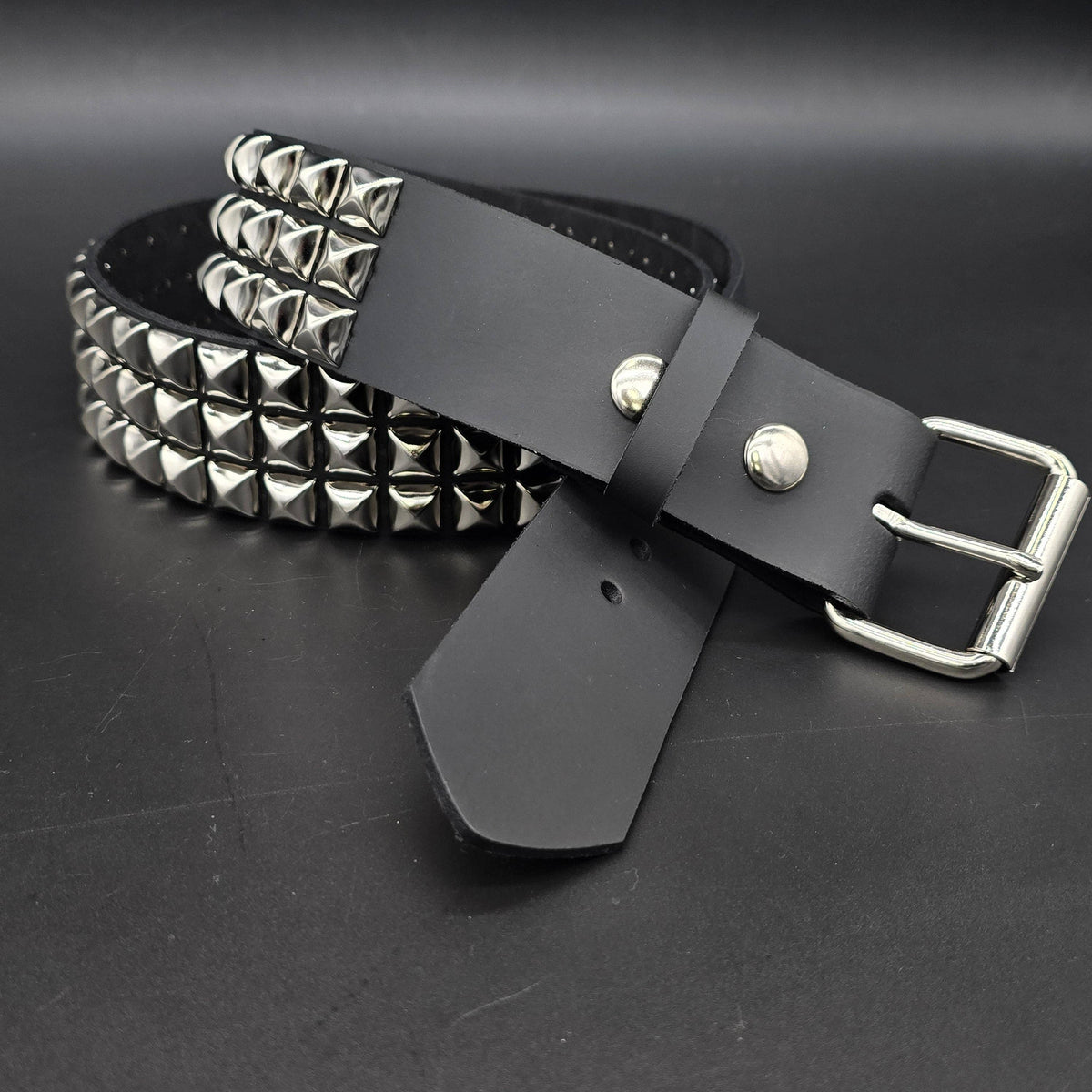 Funk Plus - Leren rave belt - 3 rijen pyramid studs - Zwart