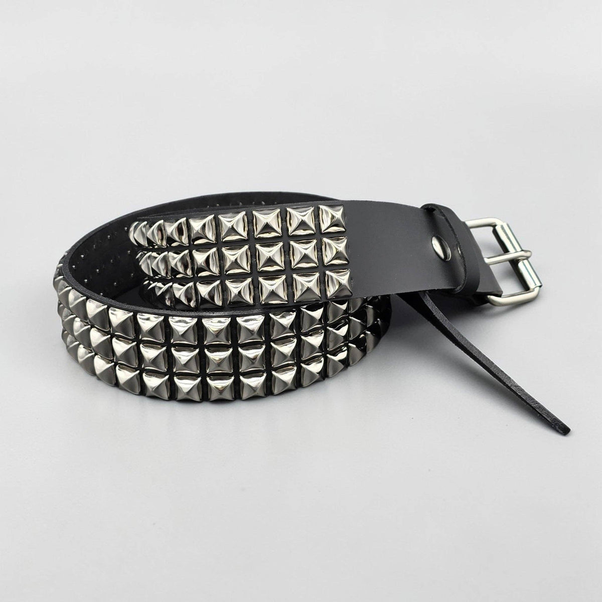 Funk Plus - Leren rave belt - 3 rijen pyramid studs - Zwart
