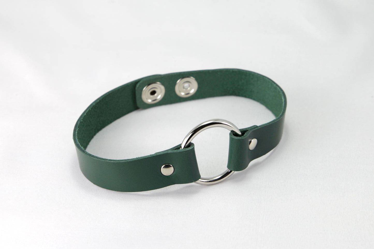 Studio Moonbow - Leather choker in various colors