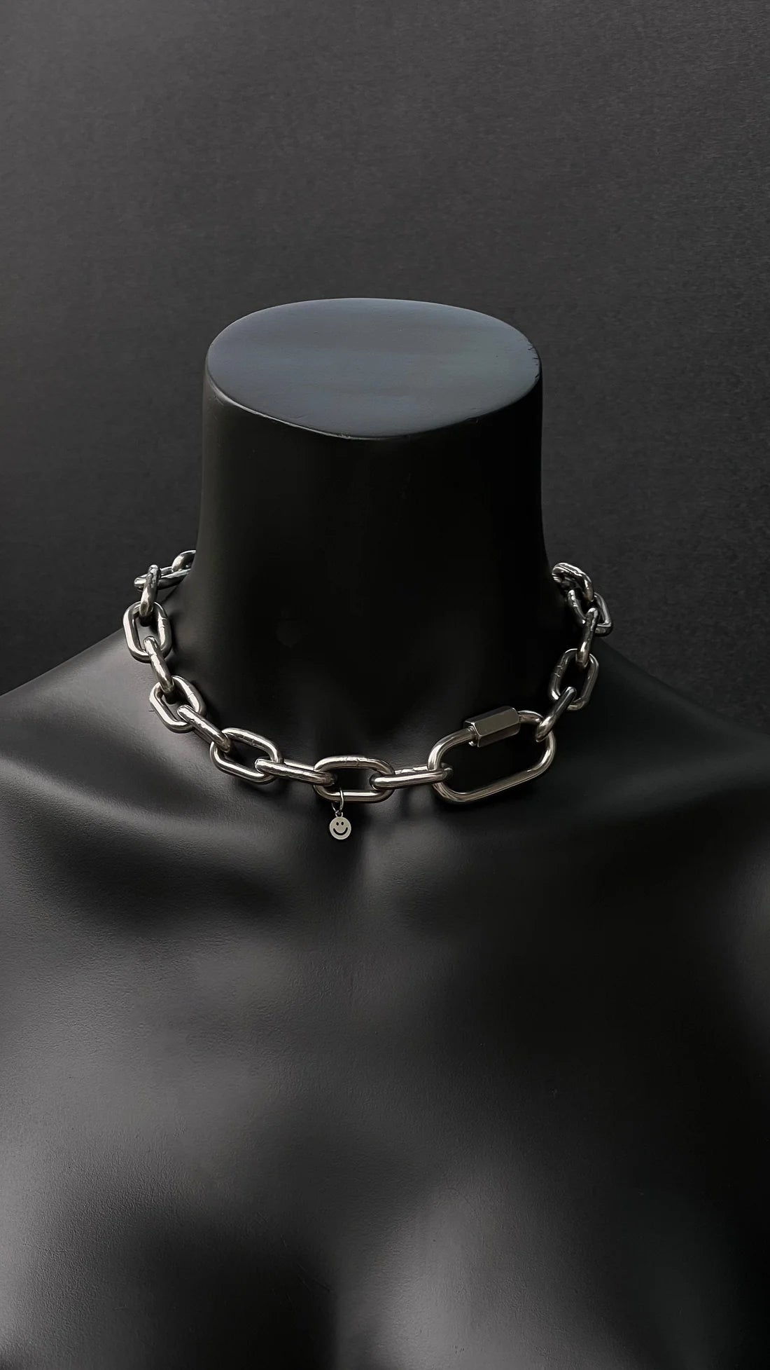 raw chain met karabiner, rave accessoires