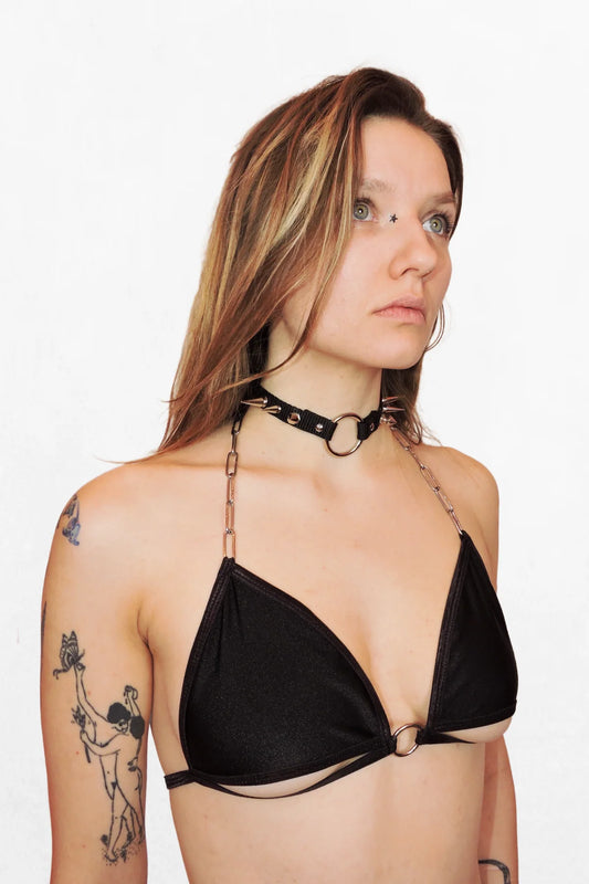Ivy Berlin - All black bikini top - Zwart