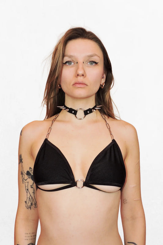 Ivy Berlin - All black bikini top - Zwart