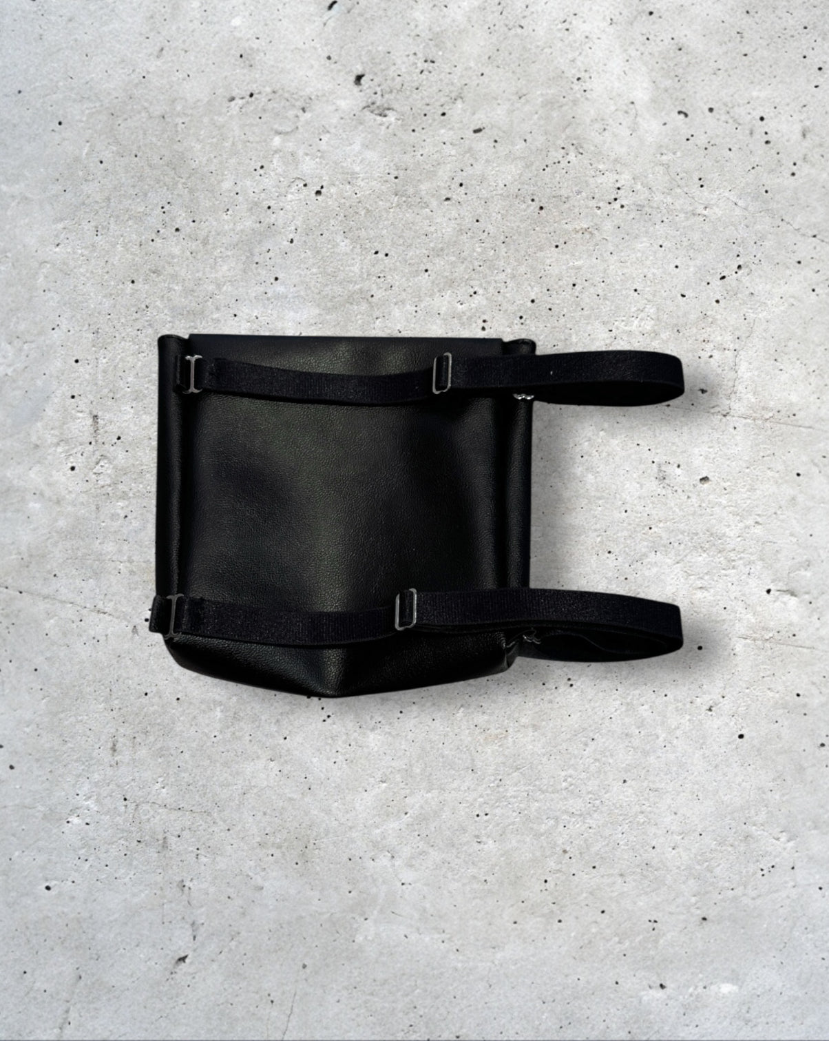 FAC SHOP - "Stash Leg Bag" - Leg Bag - Black