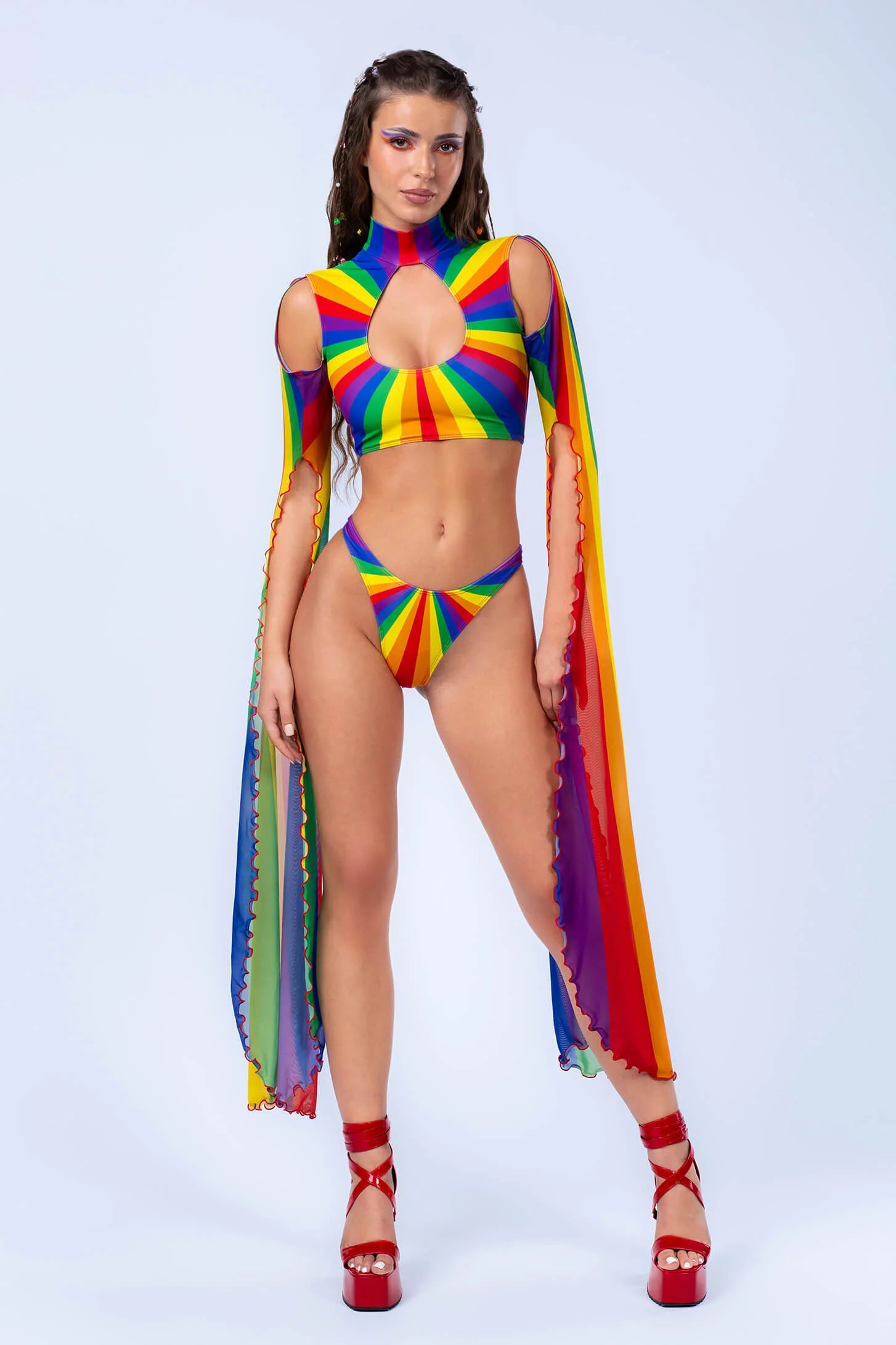 gehele pride outfit met top en bikini broekje