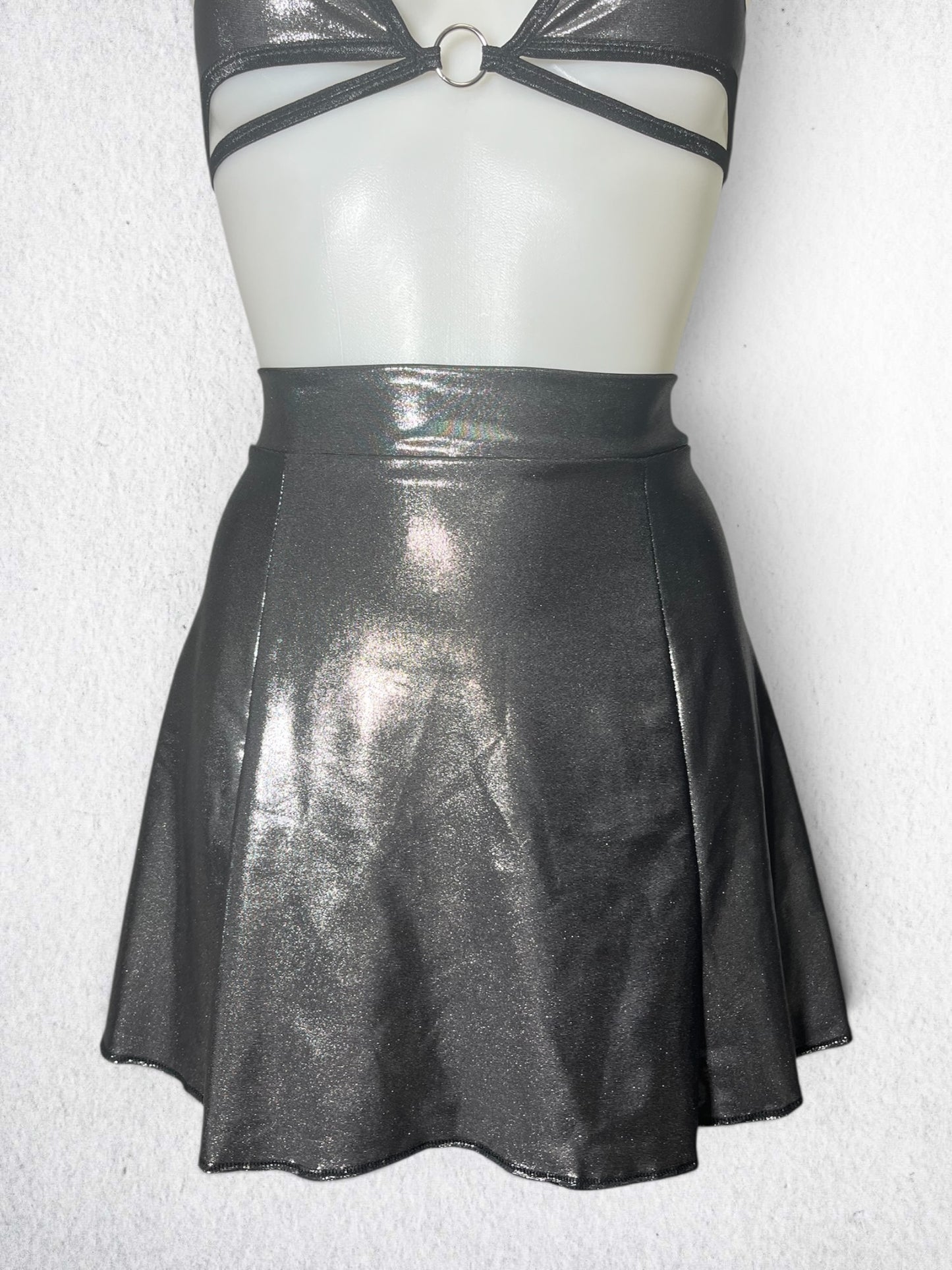 Ivy Berlin - Chrome flared skirt