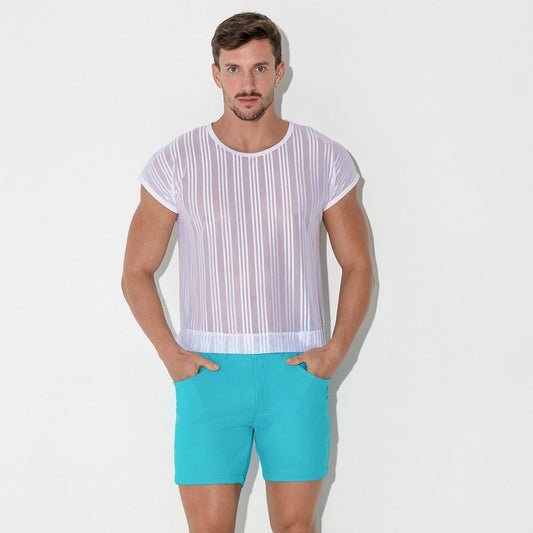 man met wit gestreept transparant shirt, ravewear